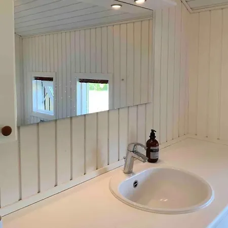 Family House In Two Homes At Fyns Head Feriehus Martofte