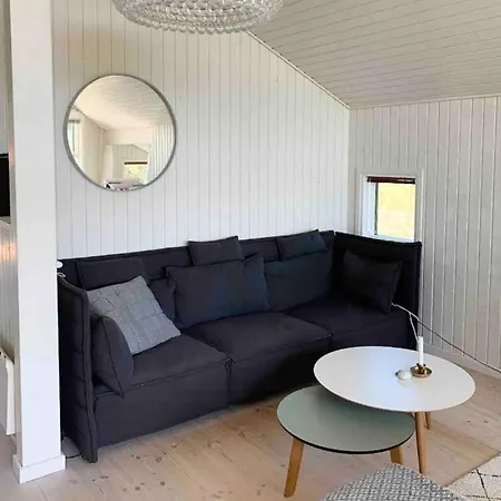 Family House In Two Homes At Fyns Head Vakantiehuis *